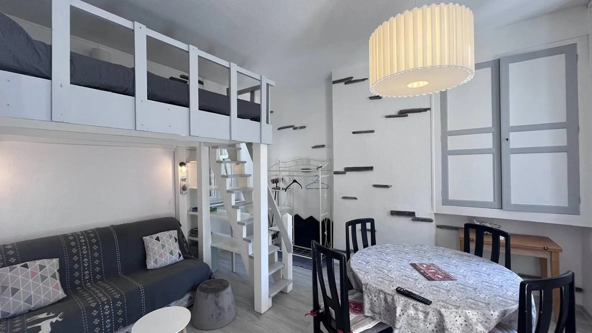 Appartement Au Coeur De Cauterets, Confort, Calme Et Proximite Des Thermes - Fr-1-812-139