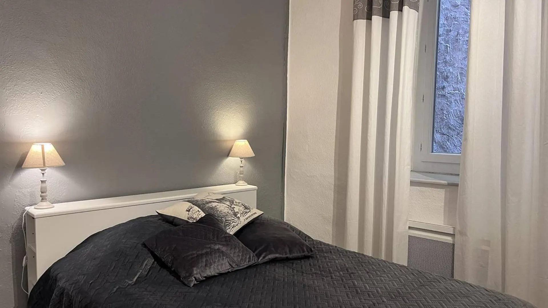 Appartement Au Coeur De Cauterets, Confort, Calme Et Proximite Des Thermes - Fr-1-812-139 Apartamento